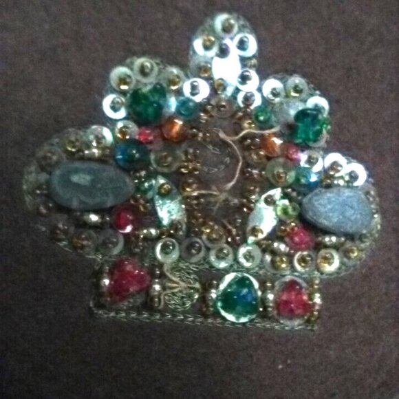 Vintage / Antique "Imperfect" Compact with Felt Case - Picture 3 of 11